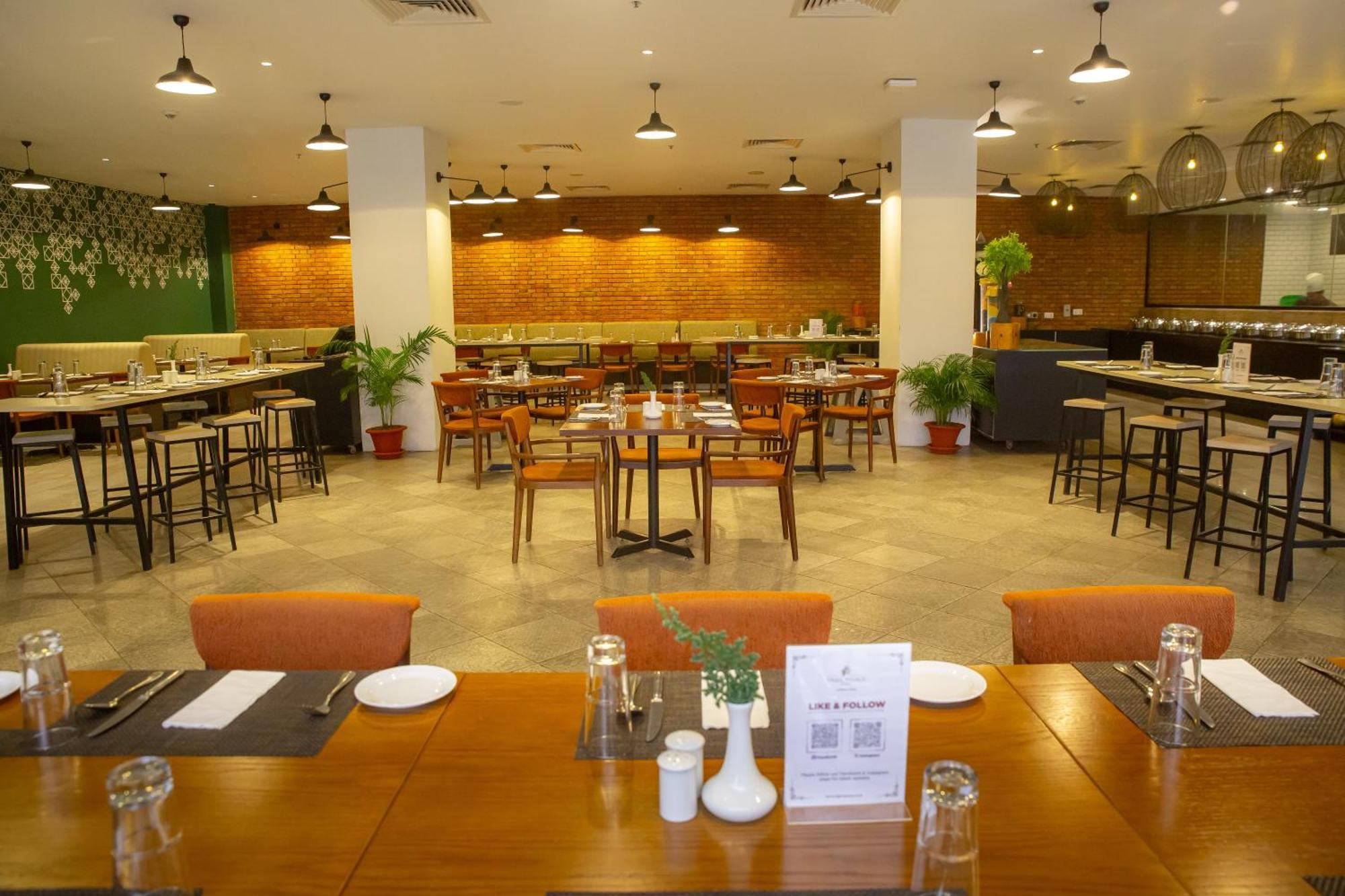 Tiger Palace Resort Bhairāhawā Eksteriør billede